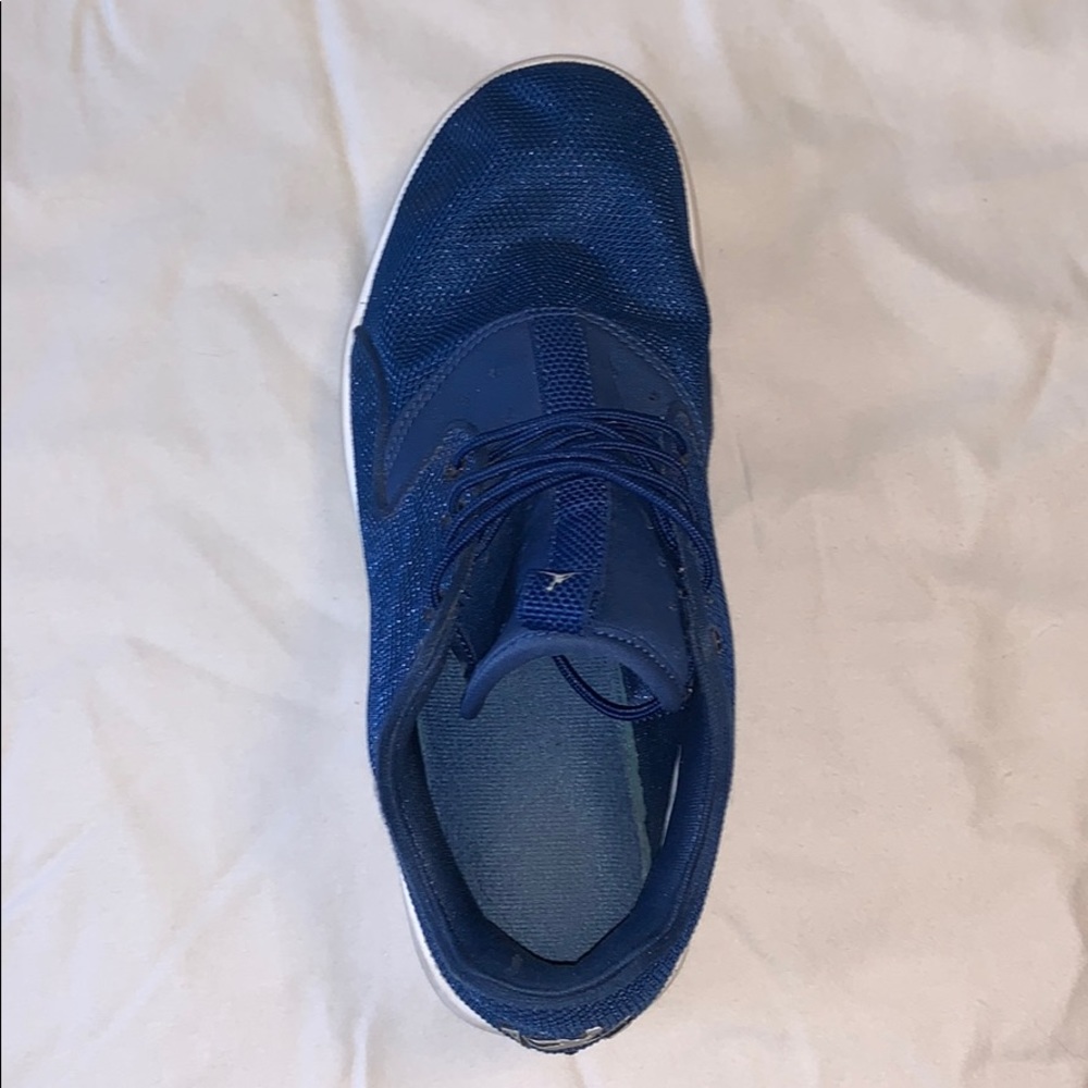 Jordan tennis shoes. Men’s size 9